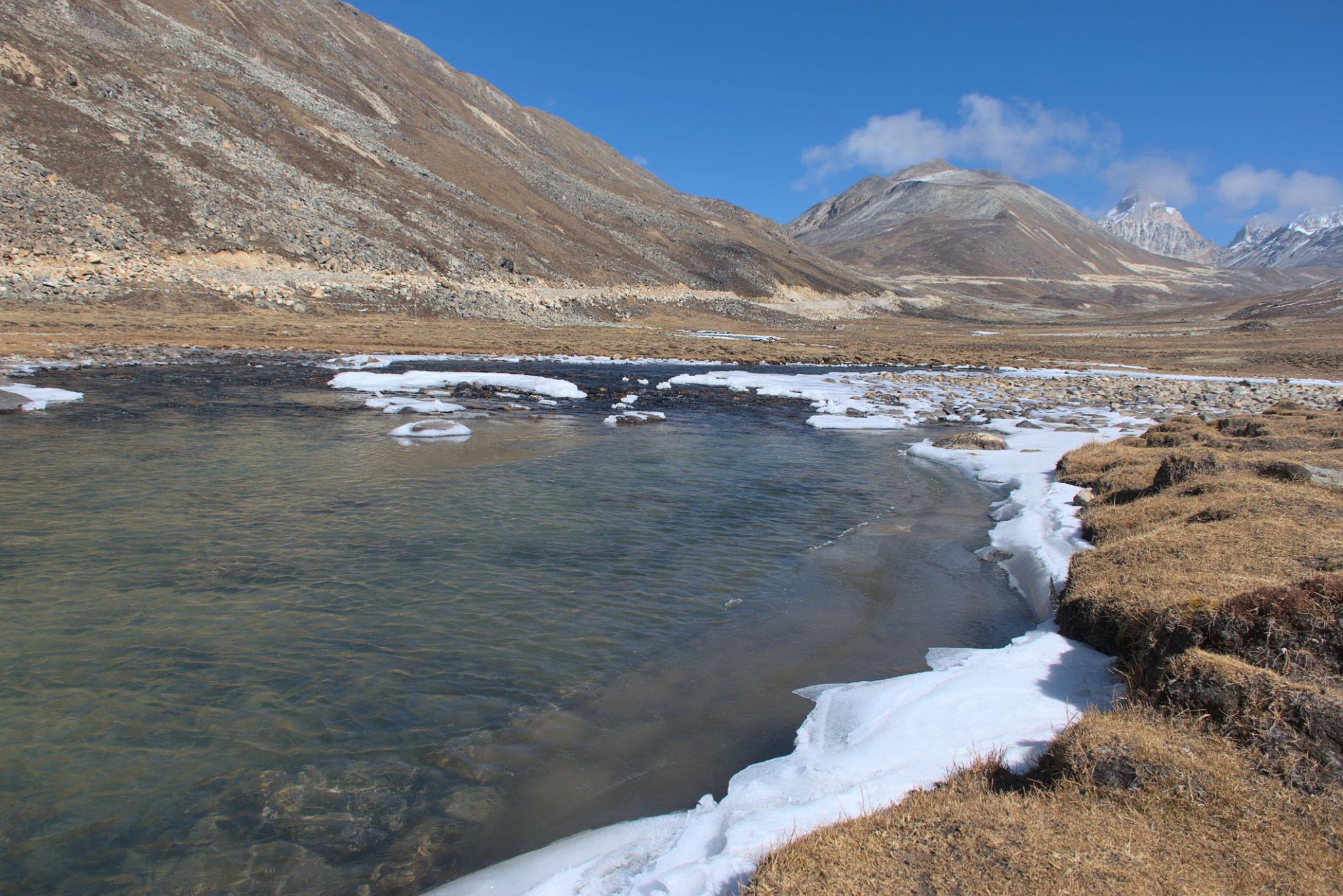 Darjeeling vs Gangtok: Which Hill Station Should You Choose?